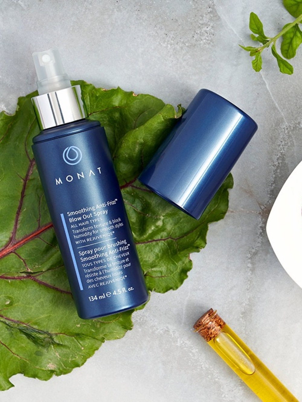 MONAT Smoothing Anti-Frizz Blow Out Spray - Picture 2 of 5